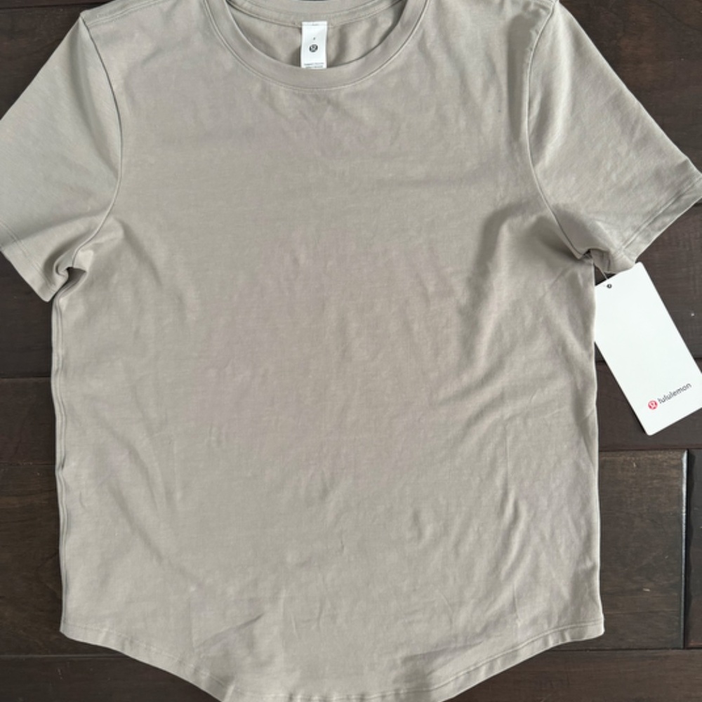 Lululemon Women's Love Crew-Size 4-Gull Gray